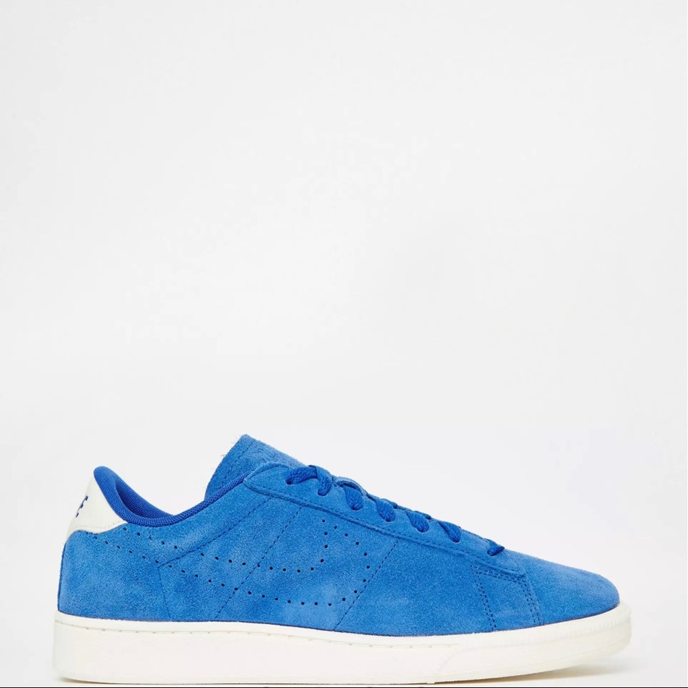 NWOT Nike suede tennis sneakers. Size 10.5